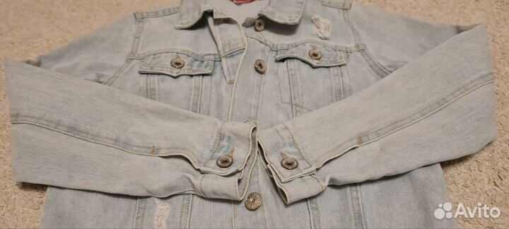 Джинсовая куртка