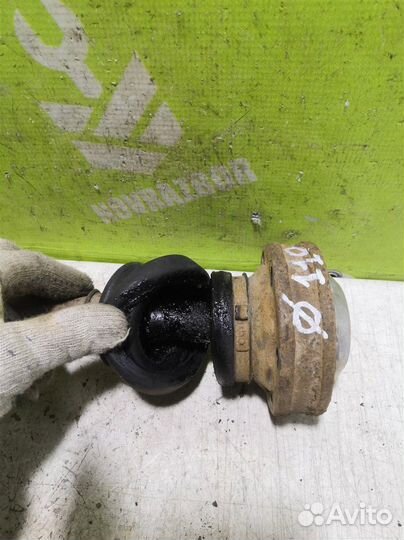 Полуось задняя Мерседес Бенз 210 Е-класс