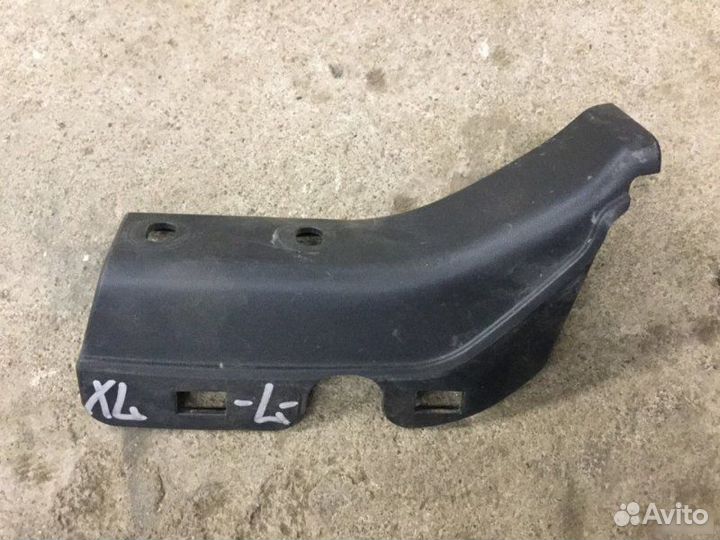 Накладка двери багажника Mitsubishi Outlander Xl