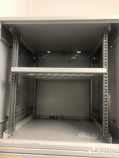 Телекомуникационный шкаф