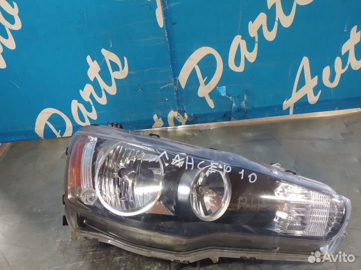 Фара Мицубиси Лансер 10 правая левая