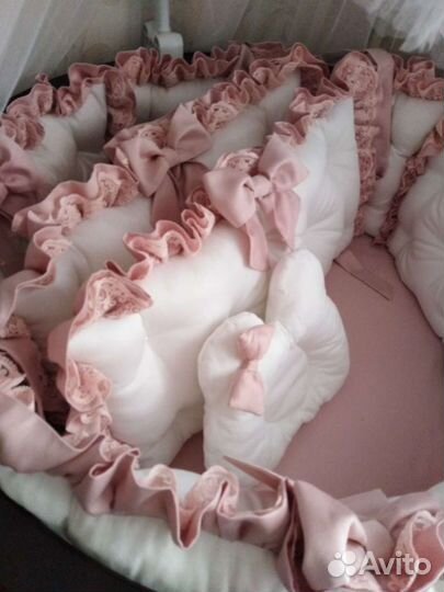 Комплекты в детские кроватки