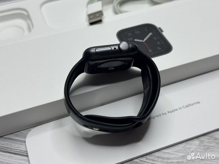 Часы apple watch se 40 mm 82 акб