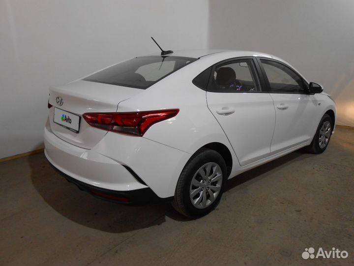 Hyundai Solaris 1.6 AT, 2022, 17 000 км