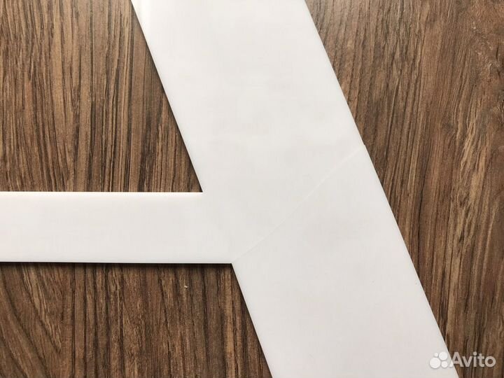 Интерьерная буква “A”