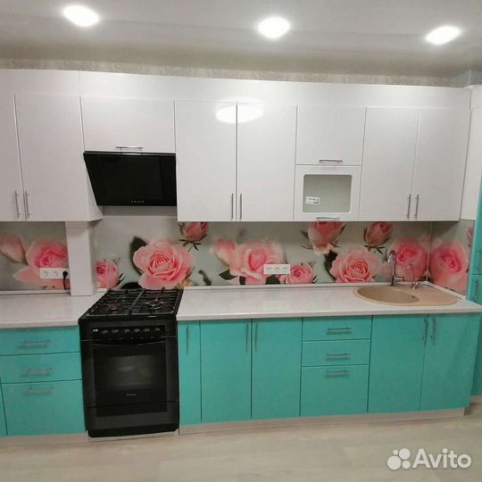 Кухонный гарнитур на заказ от фабрики