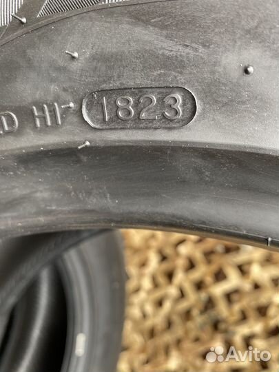 Hankook Winter I'Cept X RW10 275/55 R20 117T