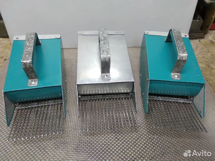 Совок для сбора ягод