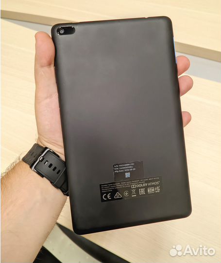 Планшет Lenovo TAB 8