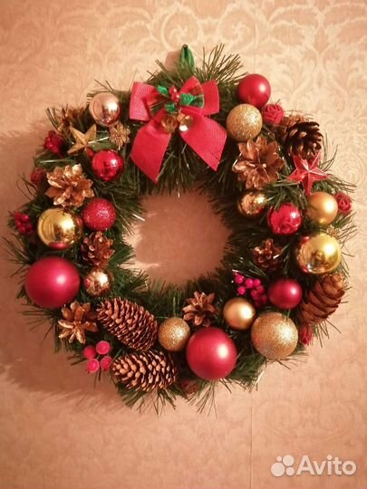 Новогоднее украшение венок