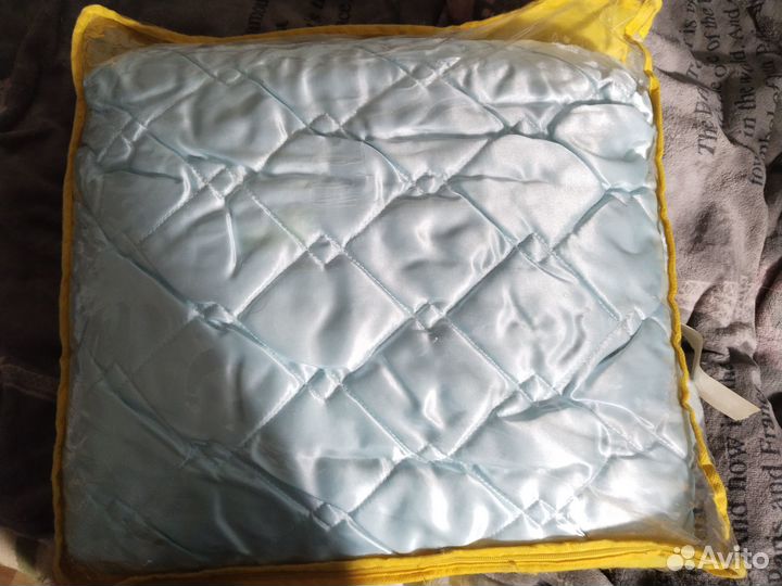 Покрывало на кровать новое