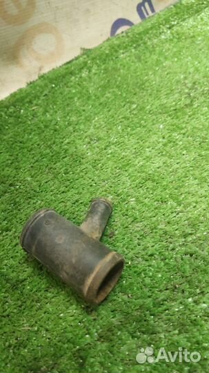 Тройник системы охлаждения б/у Заз Шанс Сенс