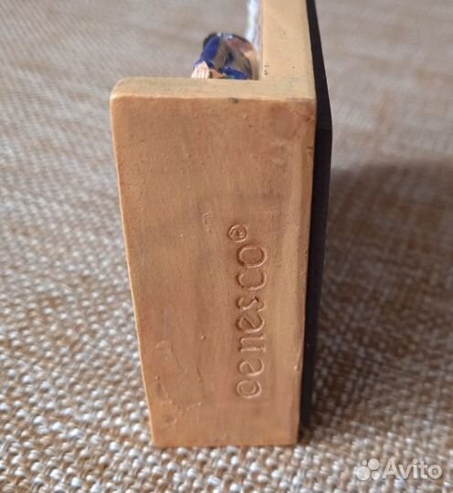 Сувенир из Парижа магнит