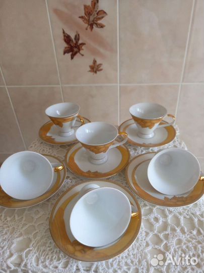 Винтаж.Кофейный сервиз из костяного фарфора Япония