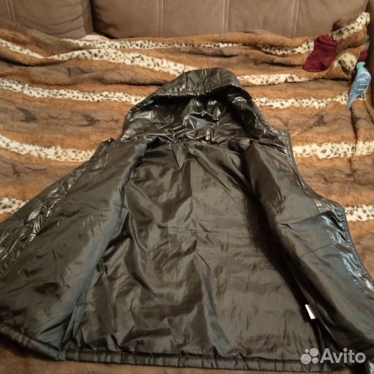 Новая куртка р. 50