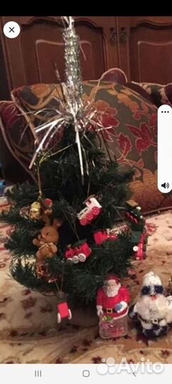 Елка с игрушками