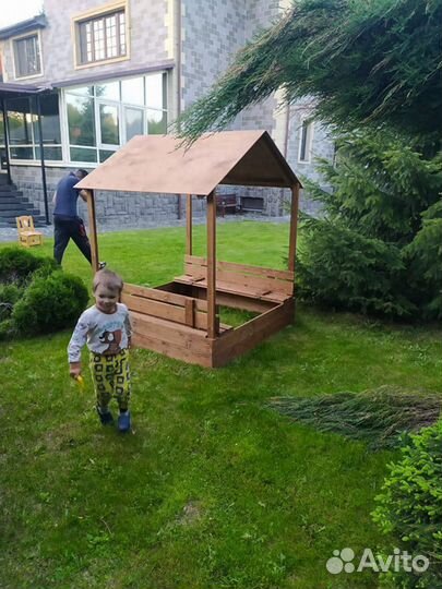 Песочница с крышей для детей