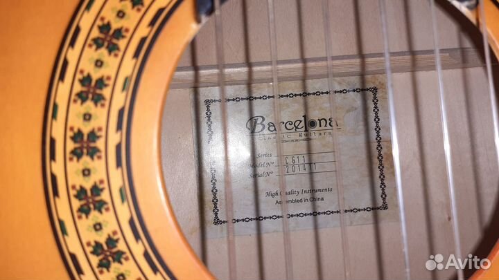Акустическая гитара Barcelona C611
