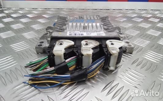 Блок управления двс ford kuga 1 (LEA24PC01)