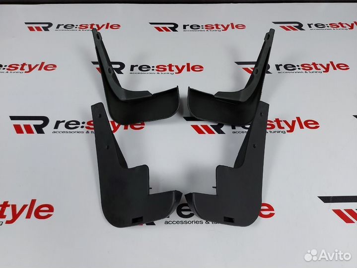 Брызговики Nissan NV200 с 09г