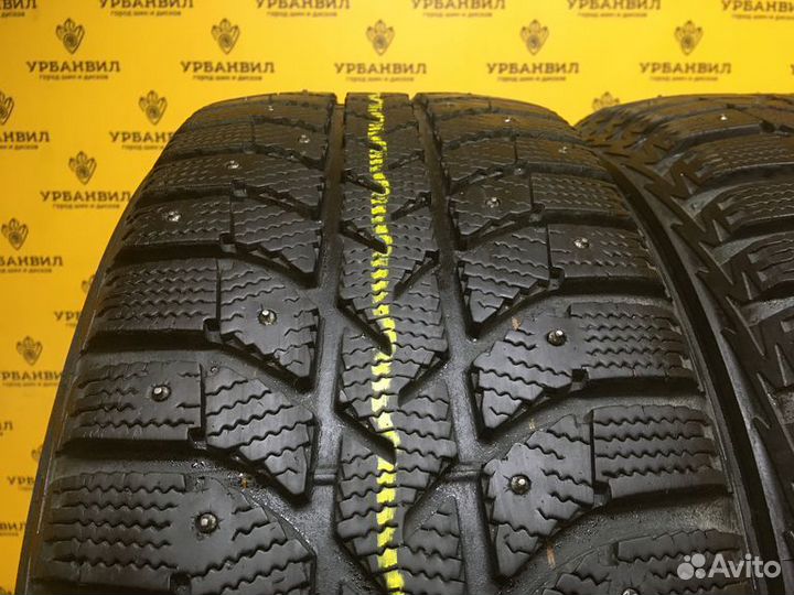 Bridgestone Ice Cruiser 5000 215/60 R16 95T