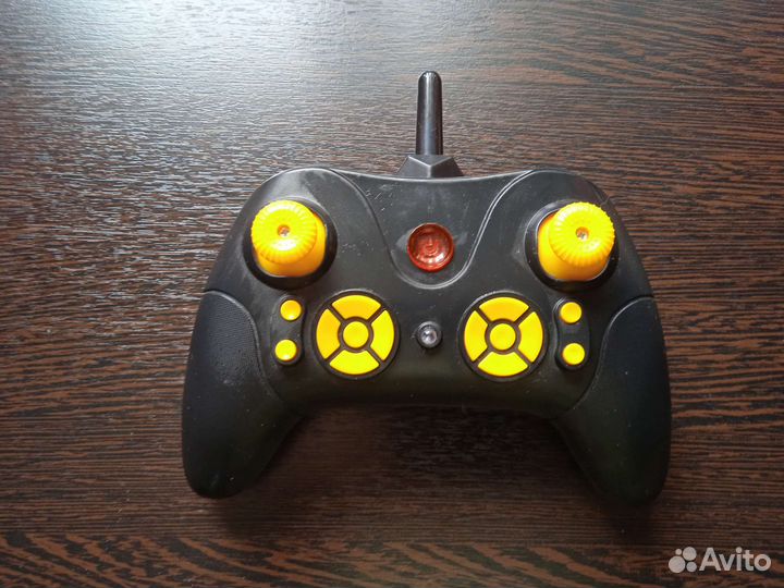 Квадрокоптер mobicaro