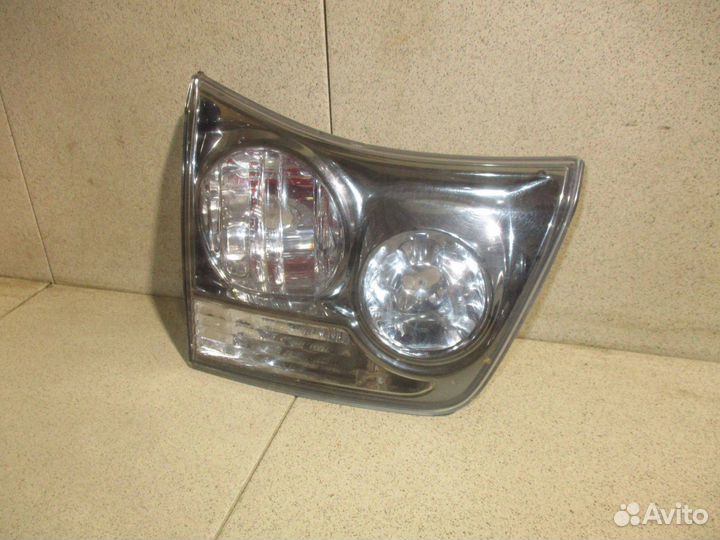 Фонарь внутренний З/П Lexus RX 300/330/350 (XU30)