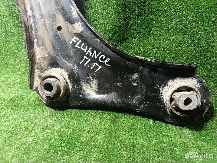 Рычаг правый renault fluence