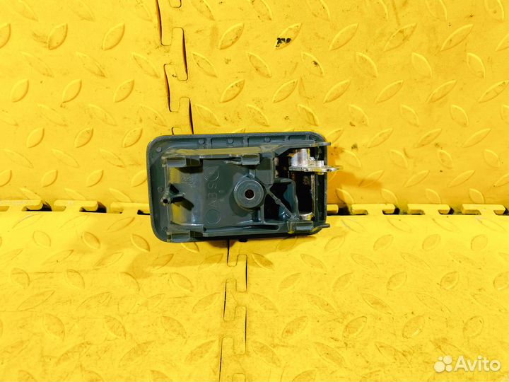 Ручка двери внутр.правая Toyota Camry CV20 SV20