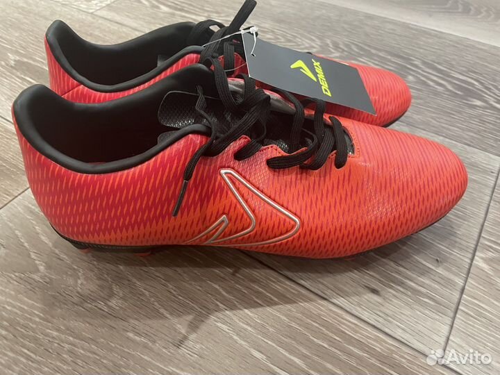 Бутсы 42 размер