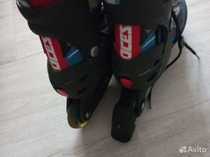 Роликовые коньки