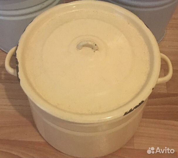 Бак кастрюля эмалированная