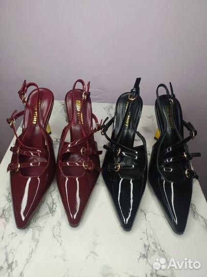 Туфли Miu Miu чёрные, красные