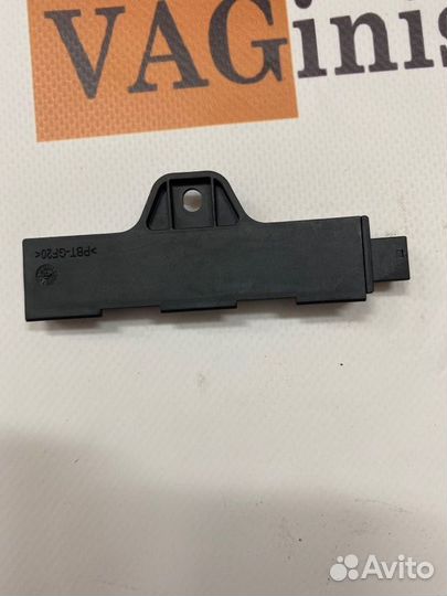 Антенна бесключевого доступа Bmw F10 3.0 2011