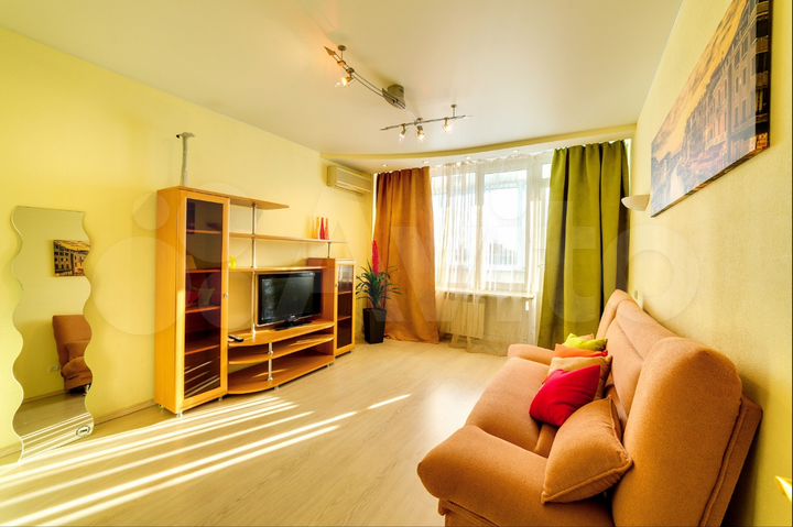 2-к. квартира, 60 м², 8/8 эт.