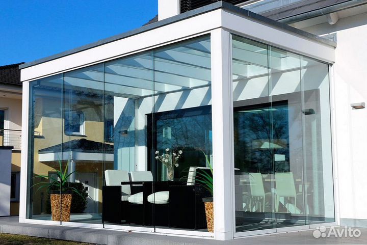 Безрамное остекление раздвижной системой