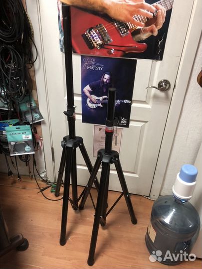 Стойки для акустики