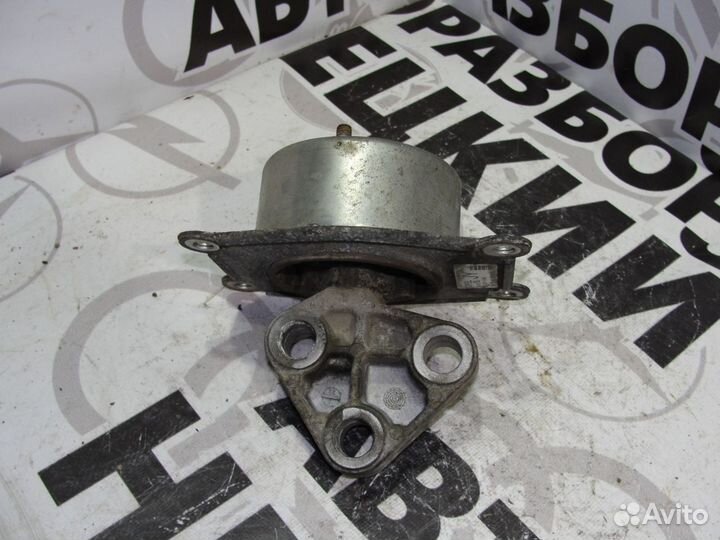 Подушка двигателя Opel Astra H 2004-2014