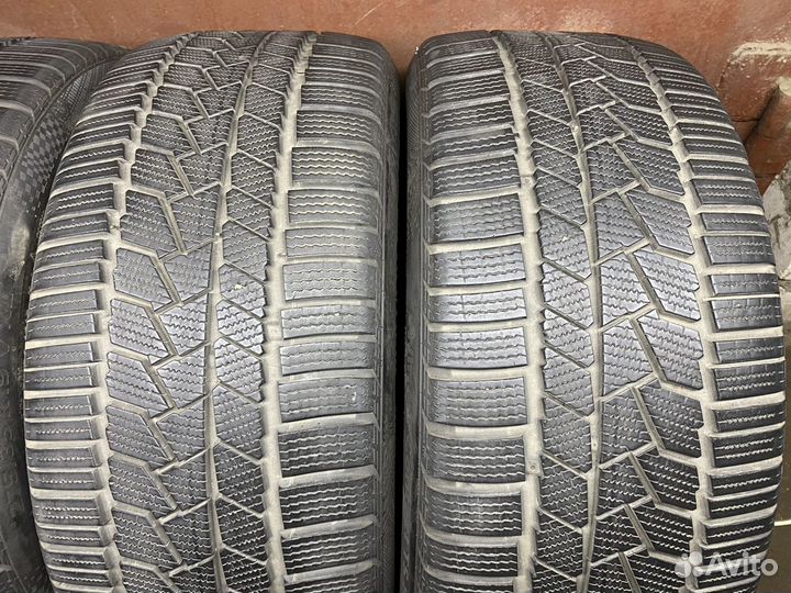 Continental ContiWinterContact TS 860S 245/40 R19 и 275/35 R19 100V