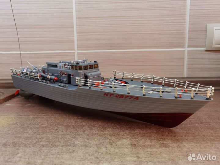 Радиоуправляемая модель катера Warship HT-2877A