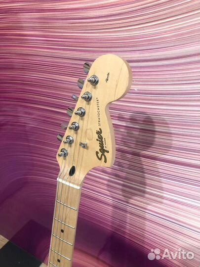 Электрогитара Fender Squier Affinity Strarocaster