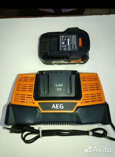 Зарядное устройство для акб бу AEG BL1418