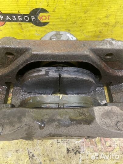 Суппорт передний левый Bmw 7-Series F01 N63B44