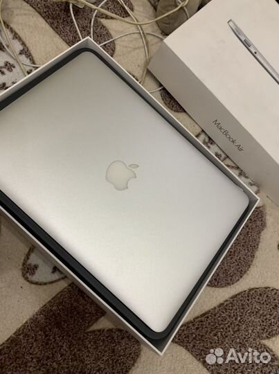 Macbook air 13 early 2014