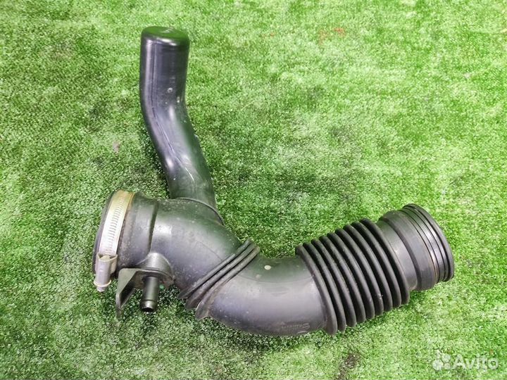 Патрубок воздушного фильтра Renault Scenic 2 (JM)