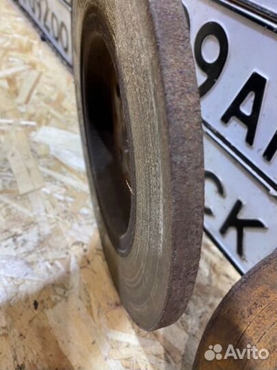 Тормозные диски заднее Ford Mondeo 3 2.0 2003