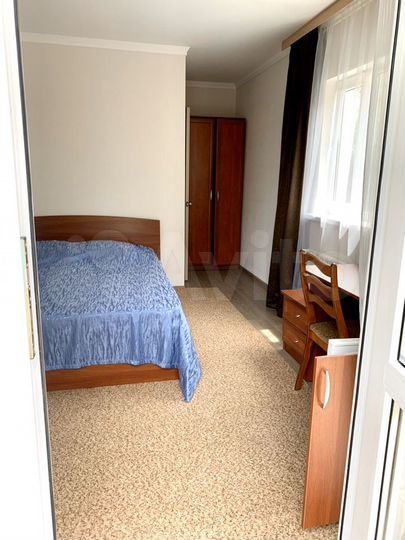 Комната 15 м² в 6-к., 2/2 эт.