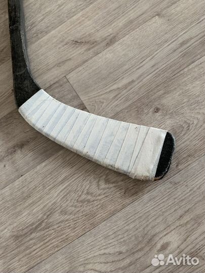 Клюшка хоккейная