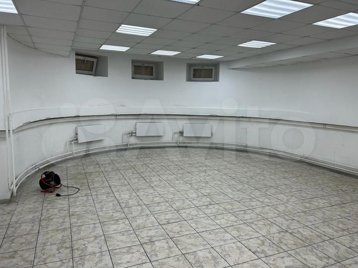 Свободного назначения, 70 м²