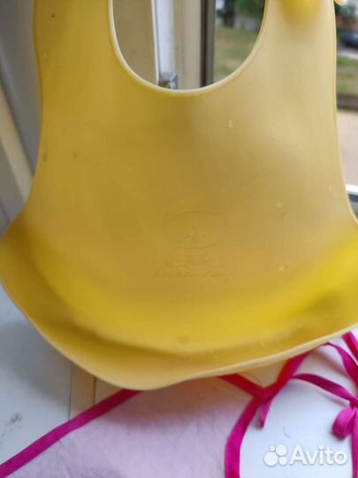 Слюнявчик силиконовый